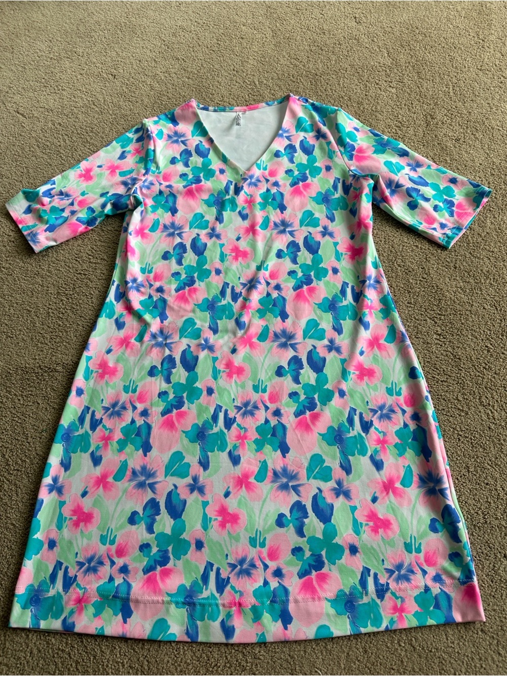 Lulu b v neck dress - Picture 5 of 6